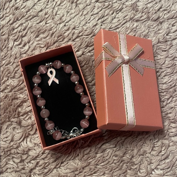 🔥4/$20 🌸NIB Breast Cancer Beaded Bracelet with Pink Ribbon - Picture 1 of 8